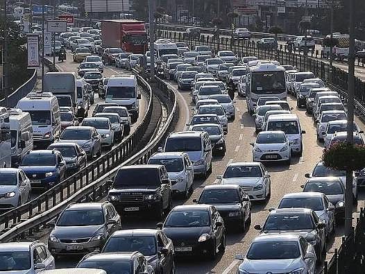 34 milyon sürücüyü ilgilendiriyor: Sigorta primleri yeniden belirlendi! Şehir şehir yeni trafik sigortası fiyatları
