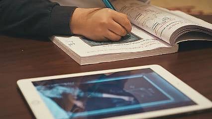 TÜİK verileri açıklandı: Türkiye interneti en çok ne için kullanıyor?