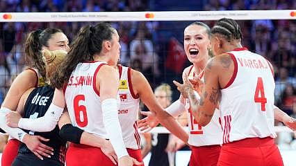 A Milli Kadın Voleybol Takımı yarı finale çıktı