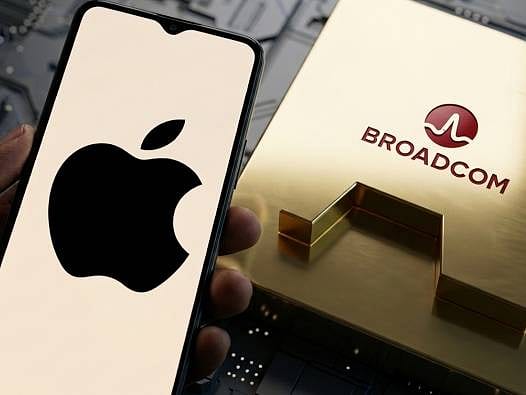 Apple geleceğin yapay zeka çipleri için 30 milyar dolar harcayacak