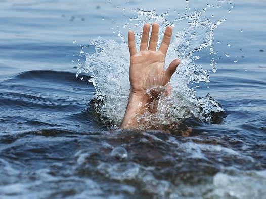 İş yerinin yakınlarında yüzerken boğulan işçi için Yargıtay'dan emsal karar: İş kazası mı, değil mi?