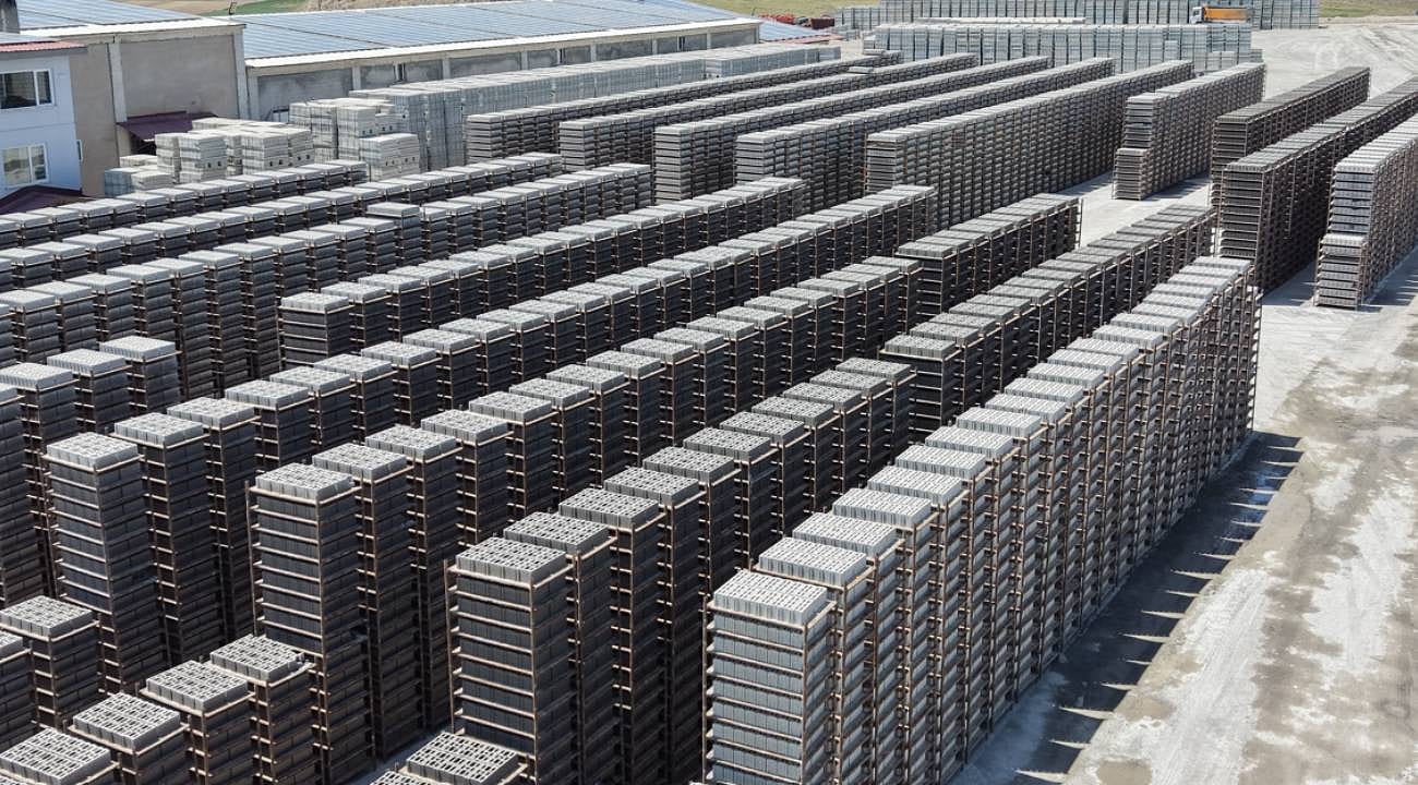 51 fabrika, 5 bin istihdam: Ülke ekonomisine 6 milyar TL katkı sağlayan pomza madeni Bitlis'te