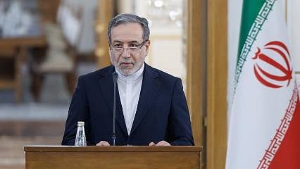 Detaylar: "Ateşkes sonuna kadar Hürmüz Boğazı'nda geçiş kısıtlamaları kalktı"