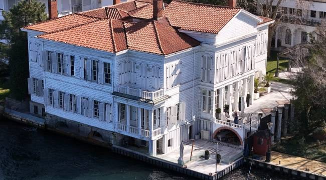 Bir döneme damga vuran diziyle hafızalara kazınmıştı: Tarihi yalının hissesi servet değerinde