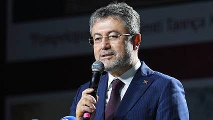 "Hayatımızın her alanında olduğu gibi, tarımın kalbinde de kadın çiftçilerimizin emeği var"