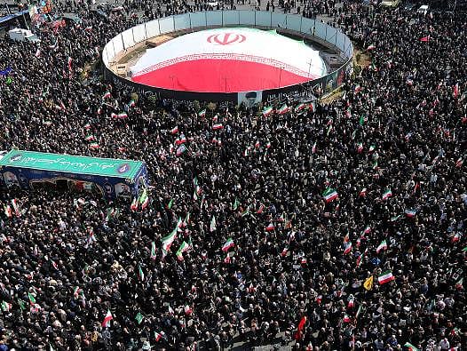 Laricani ve İranlı denizciler için Tahran'da cenaze töreni düzenlendi