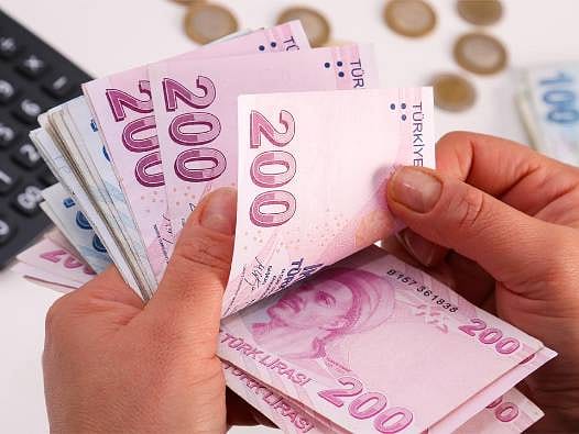 Milyonlarca memuru ilgilendiriyor: 2027 fazla mesai ücretleri belli oldu! Saatlik ücret kaç TL?