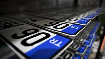 Trafikte APP plaka dönemi kapanıyor: Yarından itibaren ağır yaptırımlar yolda