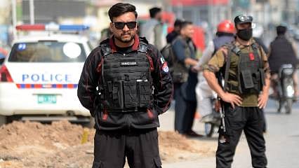 Afganistan-Pakistan savaşında gerilim tırmanıyor: Karşılıklı operasyonlar ve ağır kayıplar var