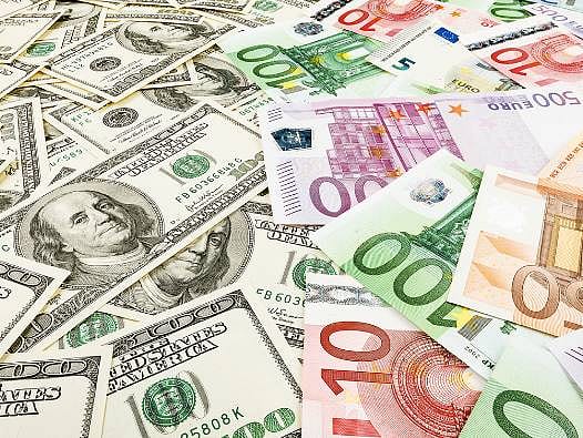 Fed beklentileri ve enerji endişeleri Euro'yu vurdu: Euro/Dolar son 3 ayın en düşüğünde