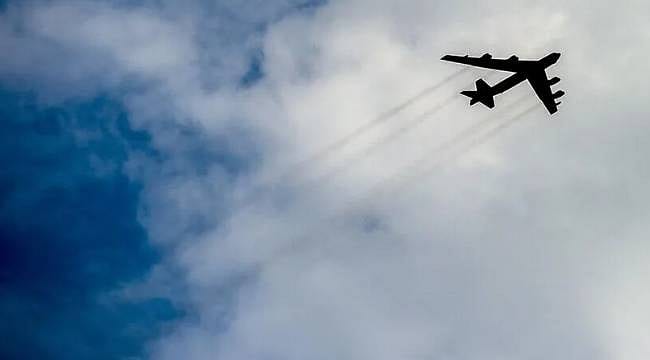 ABD, İngiltere'deki üssünden tüm bombardıman uçaklarını çekti