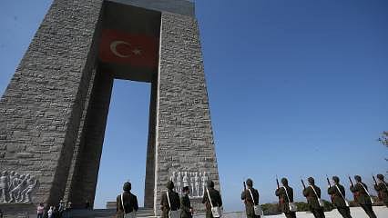 Çanakkale Deniz Zaferi'nin 111. yıl dönümü dolayısıyla tören düzenlendi
