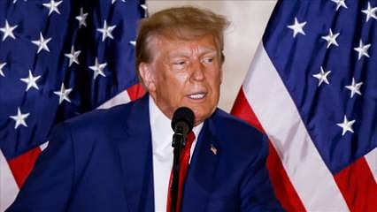 Trump, İran ile mutabakat zaptını Versay'da imzaladı