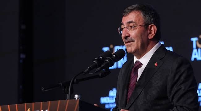 Cevdet Yılmaz OVP'yi açıkladı: Ekonomide 3 yıllık yol haritası belirlendi! Enflasyon tahmini ne oldu?