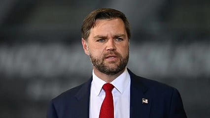 Vance’ten İran mesajı: "Trump hedeflerine ulaşacak ve bu savaş bitecek"
