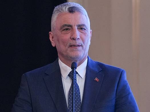 "Yeni bir gümrük kapısı daha açacağız"