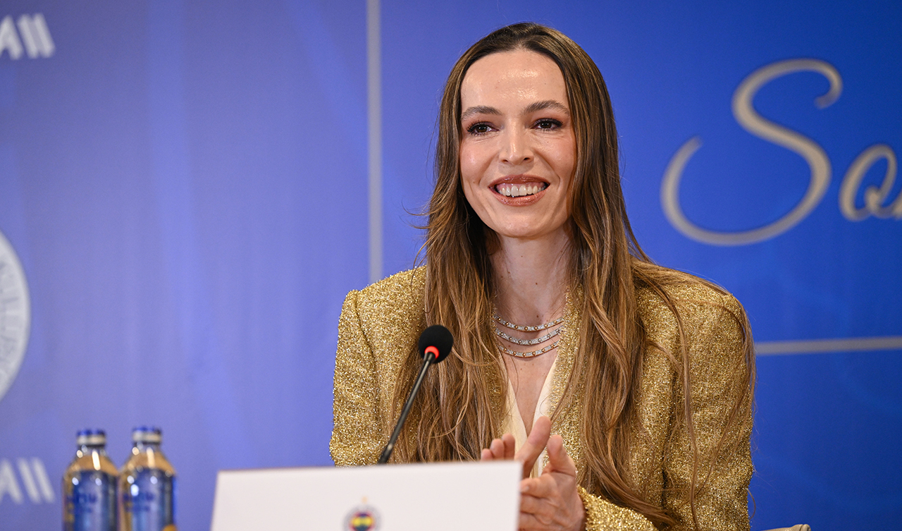 Eda Erdem, Fenerbahçe ile 2 yıllık sözleşme imzaladı-1