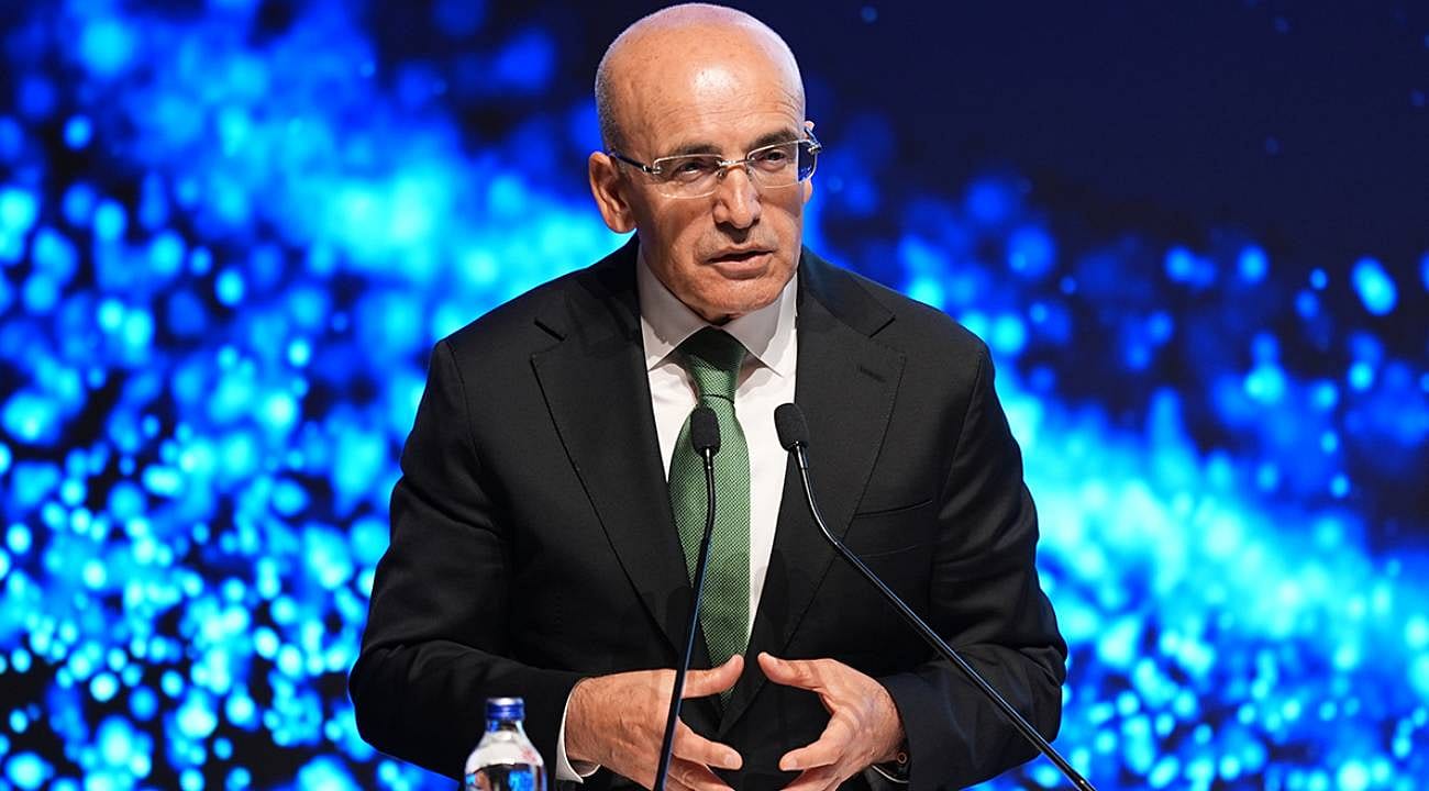 Bakan Şimşek: Dezenflasyon süreci birkaç aylık gecikmeyle devam edecek