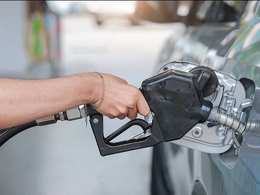 Resmi Gazete'de yayımlandı: Akaryakıtta eşel mobil sistemi kademeli olarak kaldırılıyor