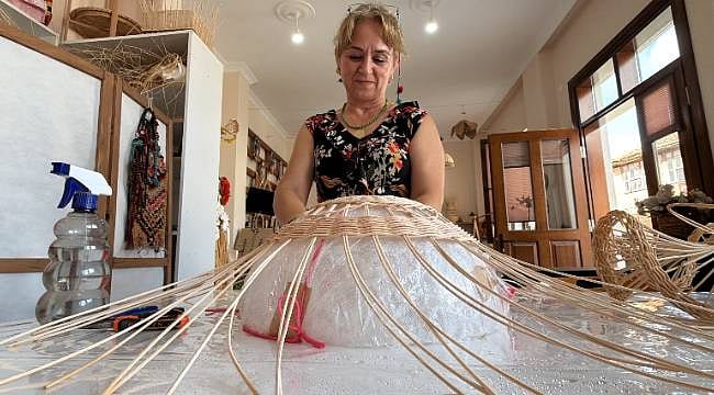 Amigurumi İle başladı, rattan örgüyle kendi işinin patronu oldu! Şimdi 25 öğrencisi var