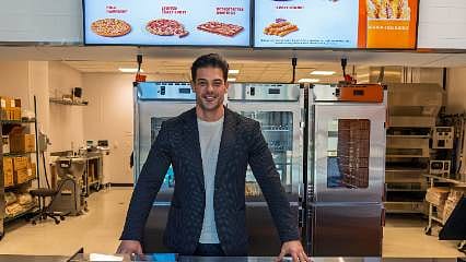 Dinçerler Group Little Caesars Pizza'yı bünyesine kattı