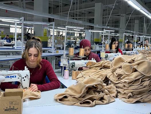 Bebek giysileri Ağrı'da üretiliyor, dünyaya ihraç ediliyor: Yıllık 2 milyon adet üretim yapılıyor