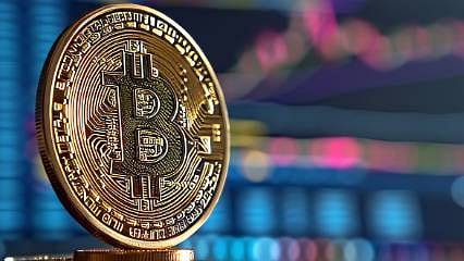 Bitcoin 65 bin dolar sınırına geriledi: İşte arkasındaki iki büyük neden...