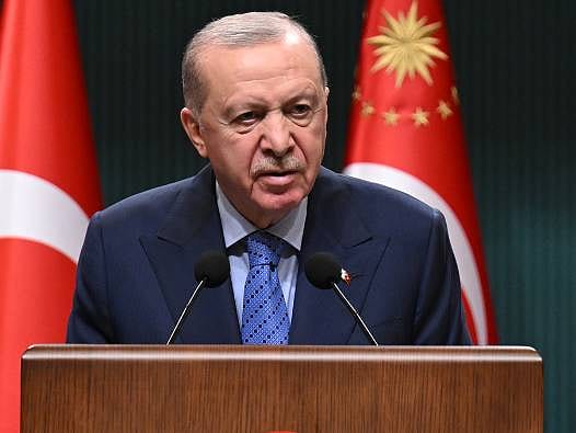 "Emeklilerle ilgili düzenleme yıl sonuna kadar hayata geçirilecek"