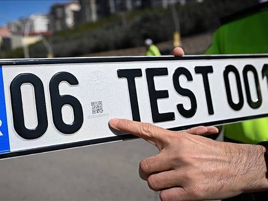 1 Nisan’da başlıyor: Sahte plakaya 140 bin lira ceza geliyor