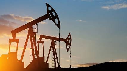 Savaşlar, sınırlı kapasite ve düşük stoklar: Küresel petrol ürünlerinde arz sıkışıklığı derinleşiyor