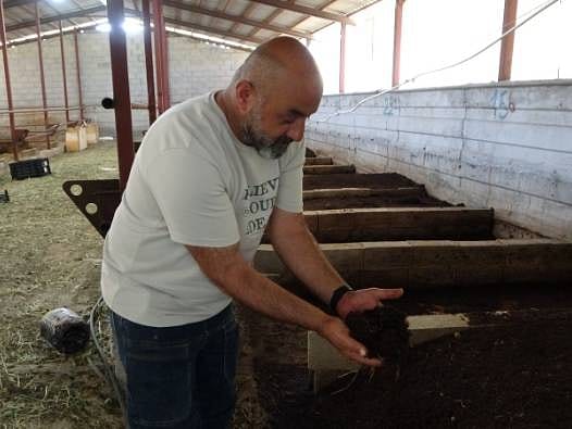 Toprağı kurtarmak için yola çıktı, şimdi yılda 5 ton organik gübre üretiyor