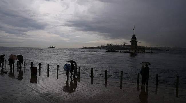İstanbul Valiliği uyardı: İstanbul’da kuvvetli yağış ve fırtına bekleniyor