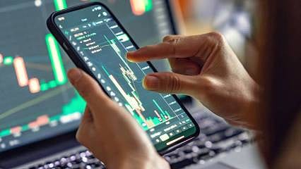 1 bedelsiz, 3 temettü: 4 hissenin fiyatında düzeltme yapıldı