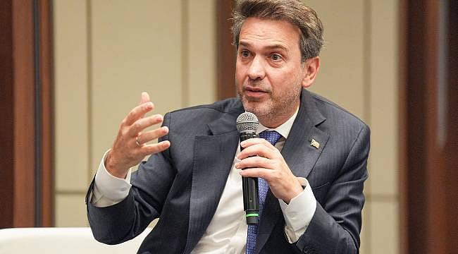 "Türkiye'nin hedefi enerjide dışa bağımlılığı bitirmek"