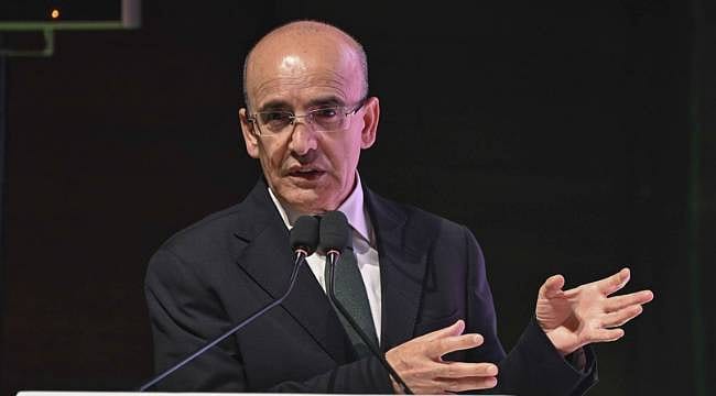 "Ekonomimiz büyümesini 23 çeyrektir kesintisiz sürdürdü"