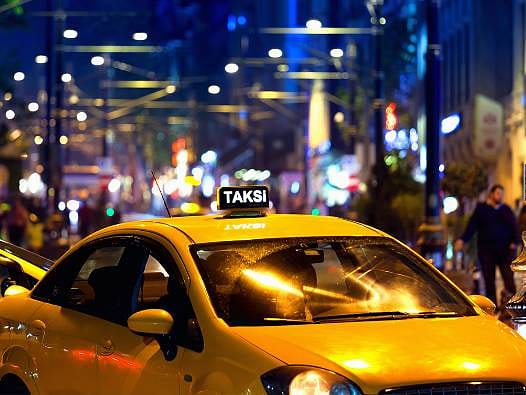 Taksi sektöründe "Korsan" çıkmazı: Geleneksel yöntemler yetmiyor, radikal değişim şart