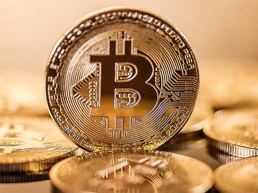 Diplomaside bahar havası kriptoyu şahlandırdı: Bitcoin 74 bin doları aştı