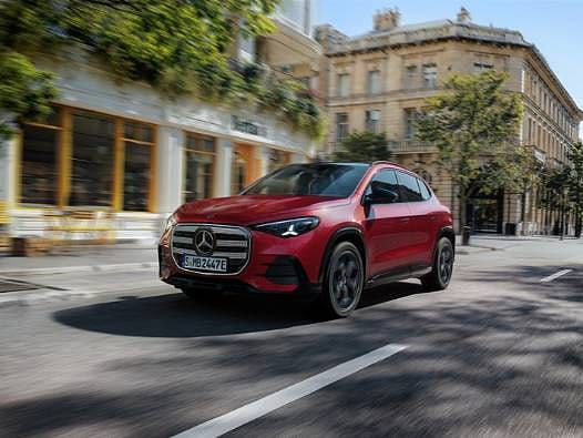 Mercedes-Benz, tamamen yeni elektrikli ve akıllı GLA SUV modelini tanıttı: İşte detaylar