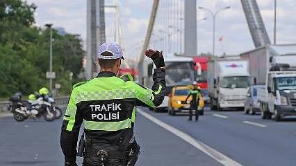 Detaylar: İstanbul'da bazı yollar trafiğe kapatıldı