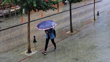 Meteorolojiden bazı iller için gök gürültülü sağanak uyarısı