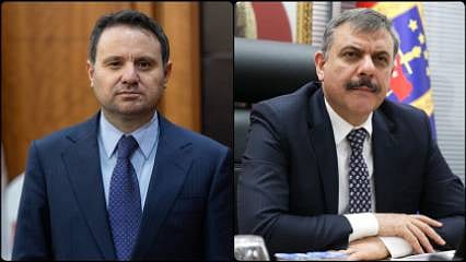 Kabinede iki bakan değişti