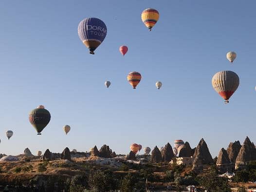 Olumsuz hava koşulları da durduramadı: Kapadokya'da balon turizminin ilk yarı bilançosu açıklandı