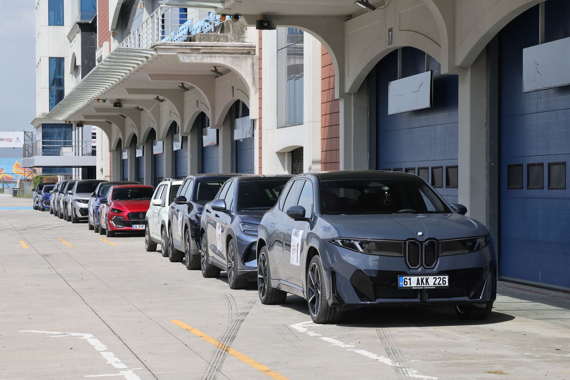 BMW’den Togg’a, Renault’dan BYD’ye: Final öncesi test sürüşleri tamamlandı-1