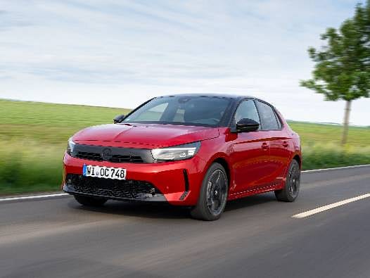 Opel’den KOBİ’lere özel Nisan indirimi: Hem binek hem ticari modellerde fırsatlar var