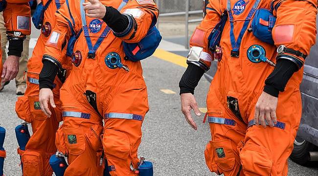 Ay yolcuları belli oldu: Artemis III mürettebatı açıklandı