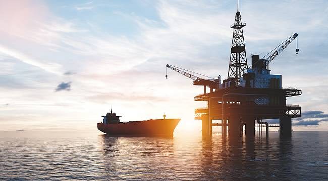 Orta Doğu’da müzakere karmaşası petrolde ibreyi yukarı çevirdi: Brent petrol 100 dolar sınırına yaklaştı