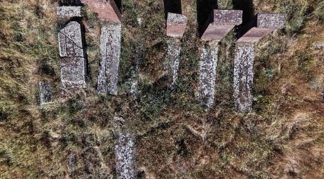 Ahlat Selçuklu Mezarlığı'nda heyecanlandıran keşif