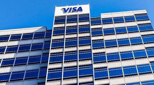 Yapay zeka finans sektörünü de dönüştürüyor: Ödeme devi binlerce çalışanıyla yollarını ayırıyor
