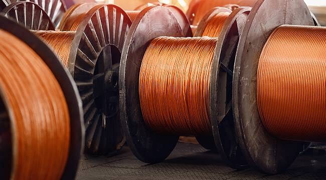 Bakırda tarihi zirve: Yapay zeka ve enerji yatırımları fiyatları tırmandırdı! Bakır fiyatları neden yükseliyor?