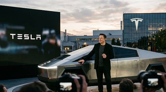 Tesla 2. çeyrek finansal sonuçlarını açıkladı: Musk'ın yapay zeka hamlesi bilançoyu nasıl etkiledi?